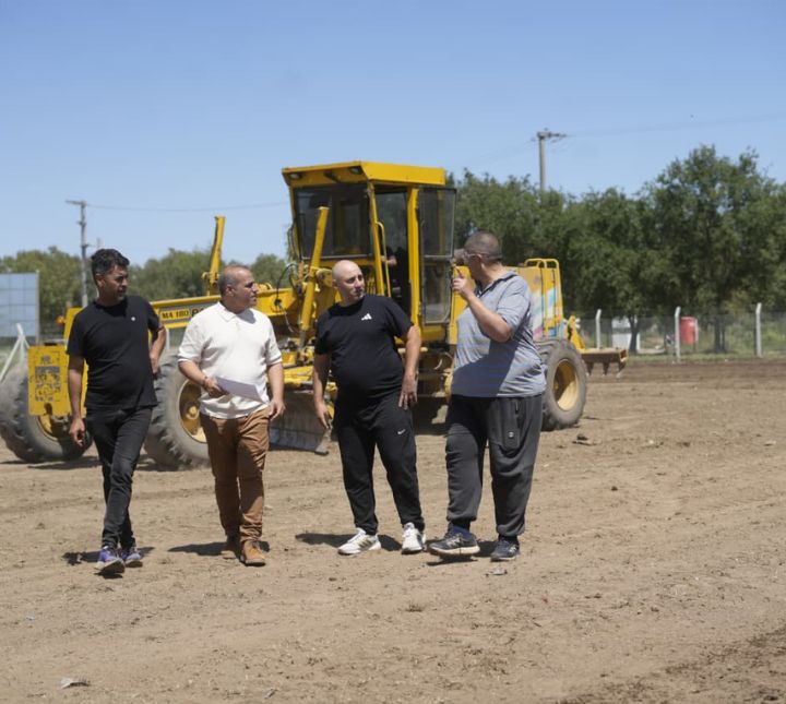 ¡OBRAS EN MARCHA! AVANZAN LAS MEJORAS EN LOS PREDIOS DE LOS CLUBES SAN LORENZO Y DEPORTIVO LAS PLAYAS