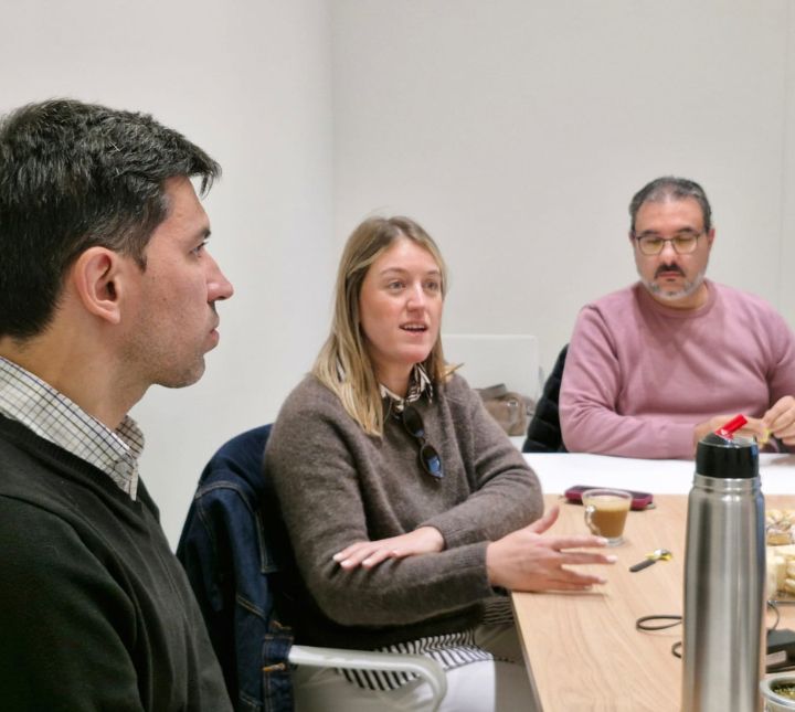 EL IMVI Y LA ASOCIACIÓN MUTUAL TOJU FORTALECEN EL TRABAJO CONJUNTO EN TORNO A LOS MICROCRÉDITOS